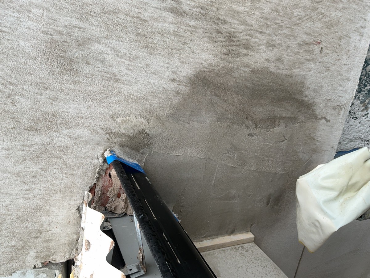 Render damaged or defective, recorded at a lock-up inspection in Austral